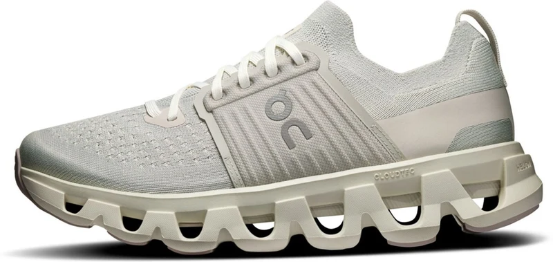 CLOUDSWIFT 4 Laufschuhe