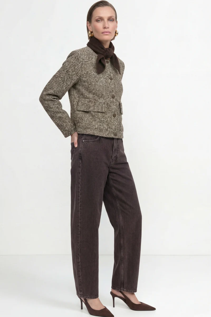 Soft-Touch Dreieckstuch mit Bouclé-Struktur