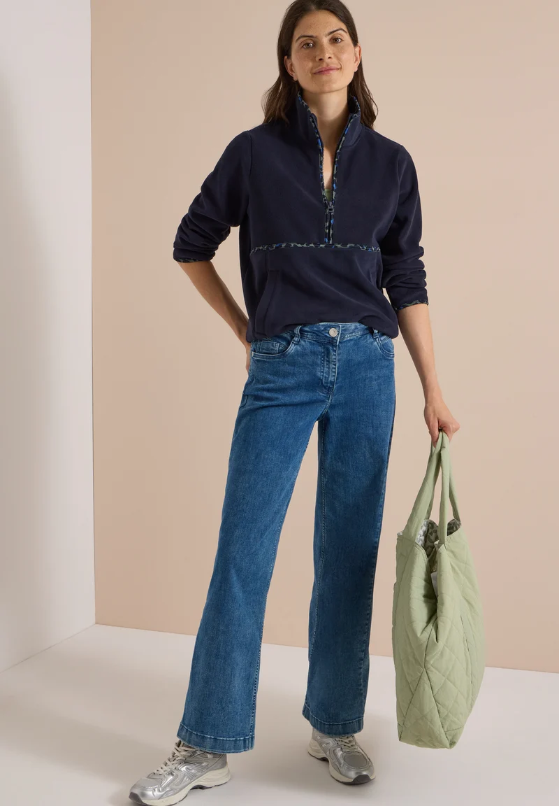 Fleece-Pullover mit Leo-Details