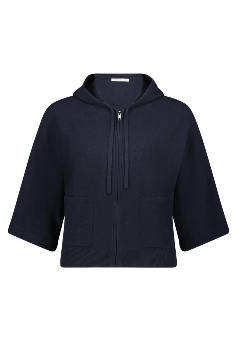 Strickjacke mit Fledermausärmeln und Kapuze