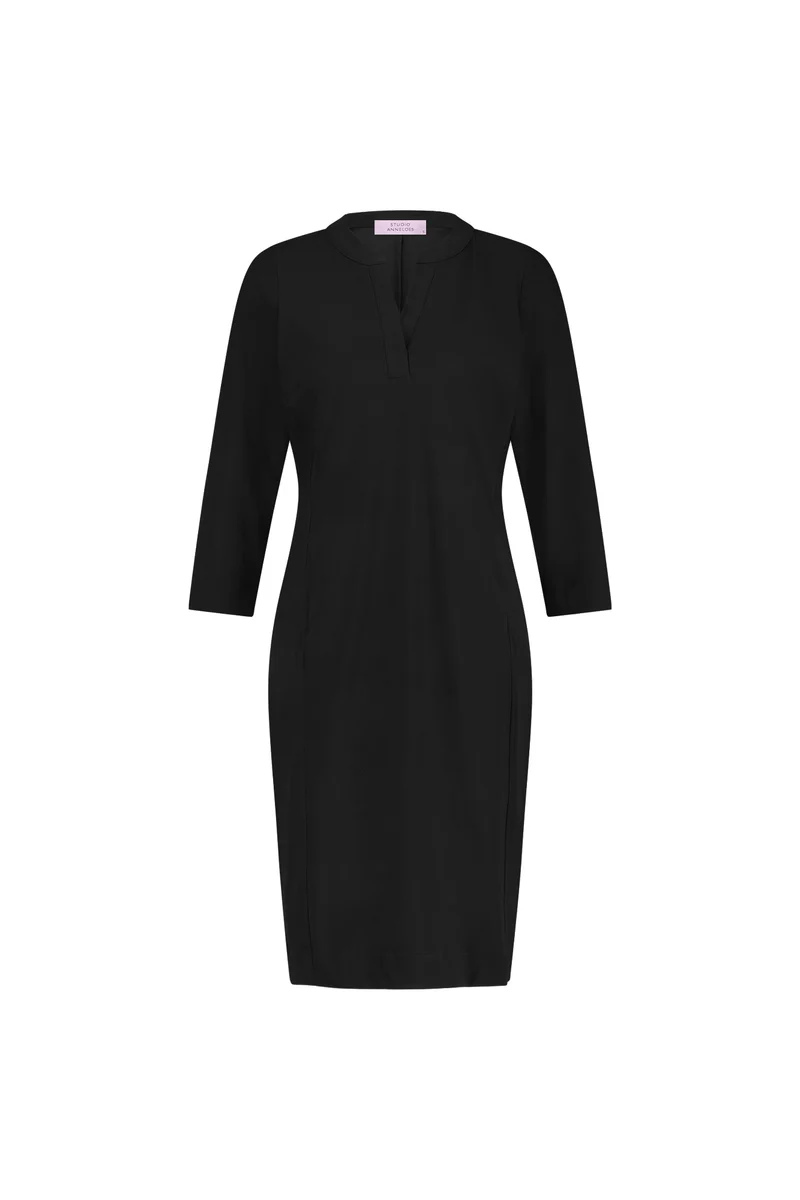 Midikleid mit V-Ausschnitt
