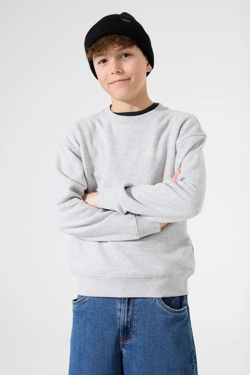 Sweatshirt