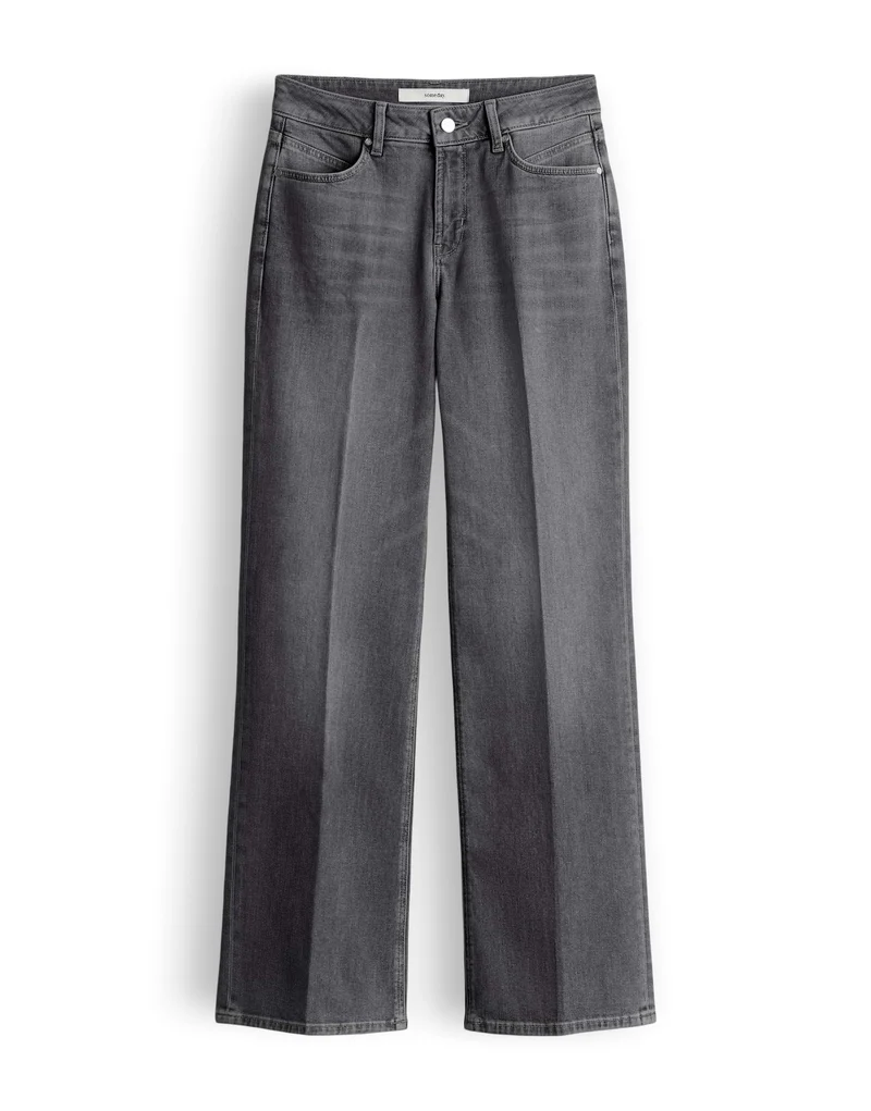 CARIE ICONIC Long Flared Jeans aus nachhaltigem Baumwollmix