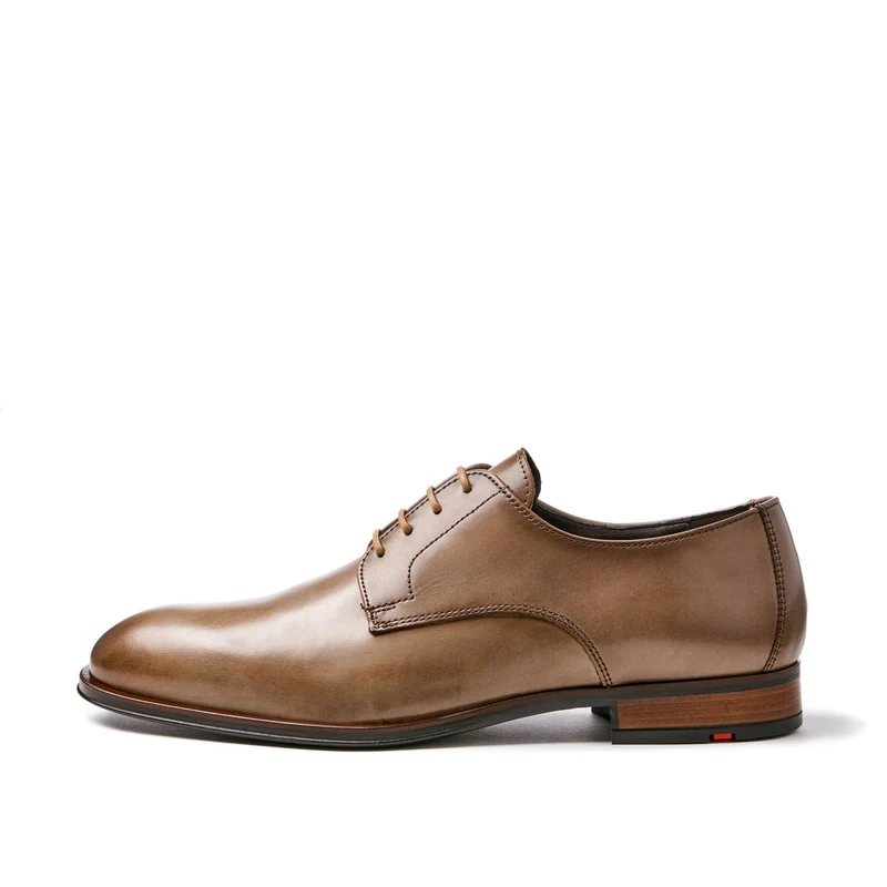 Schnürschuhe