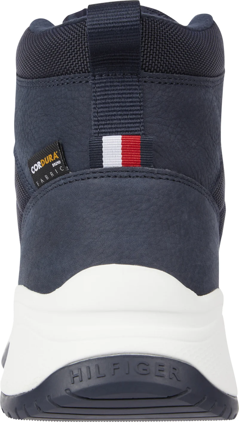 Sneaker-Stiefel