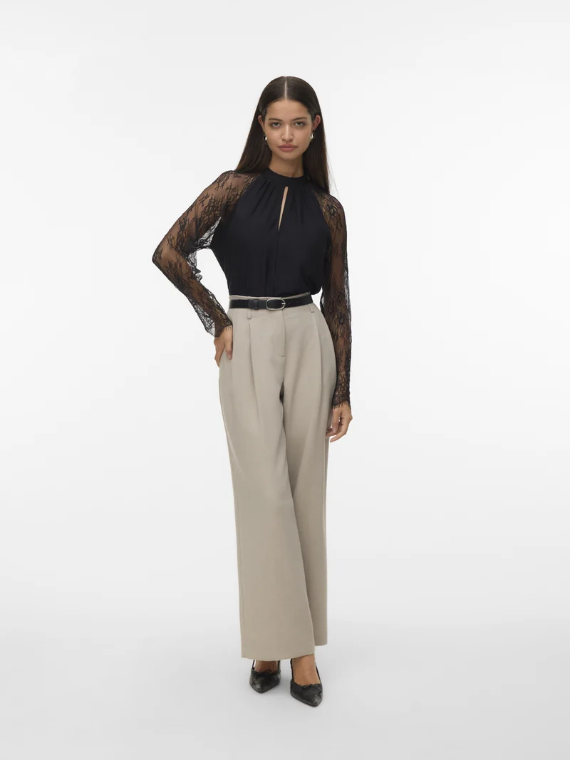 VMMILLA Bluse mit Spitzen-Details