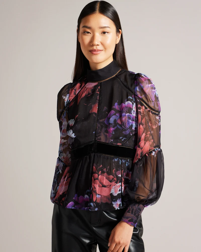 Bluse mit Leiterspitzendetail