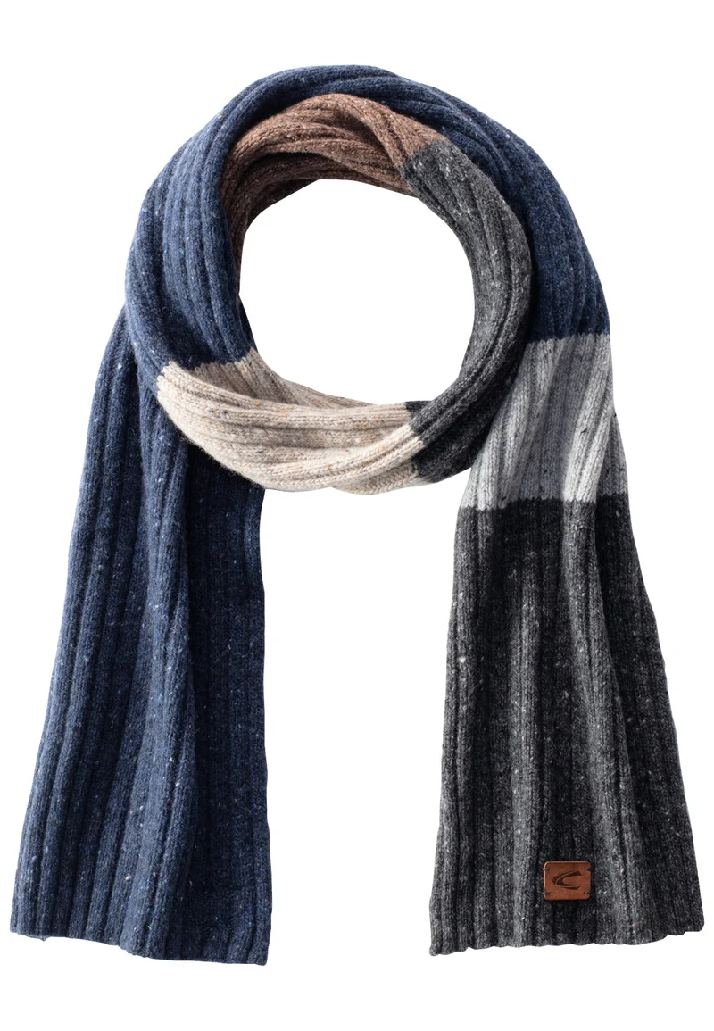 Strickschal mit Merinowolle