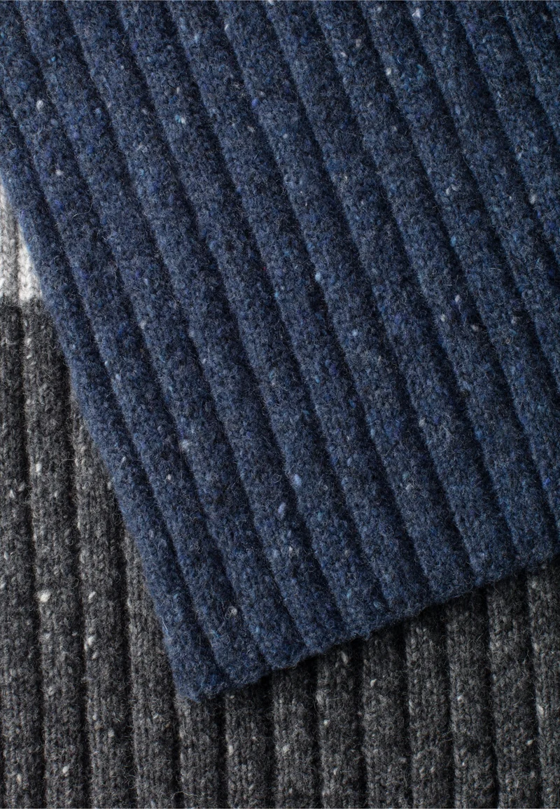 Strickschal mit Merinowolle