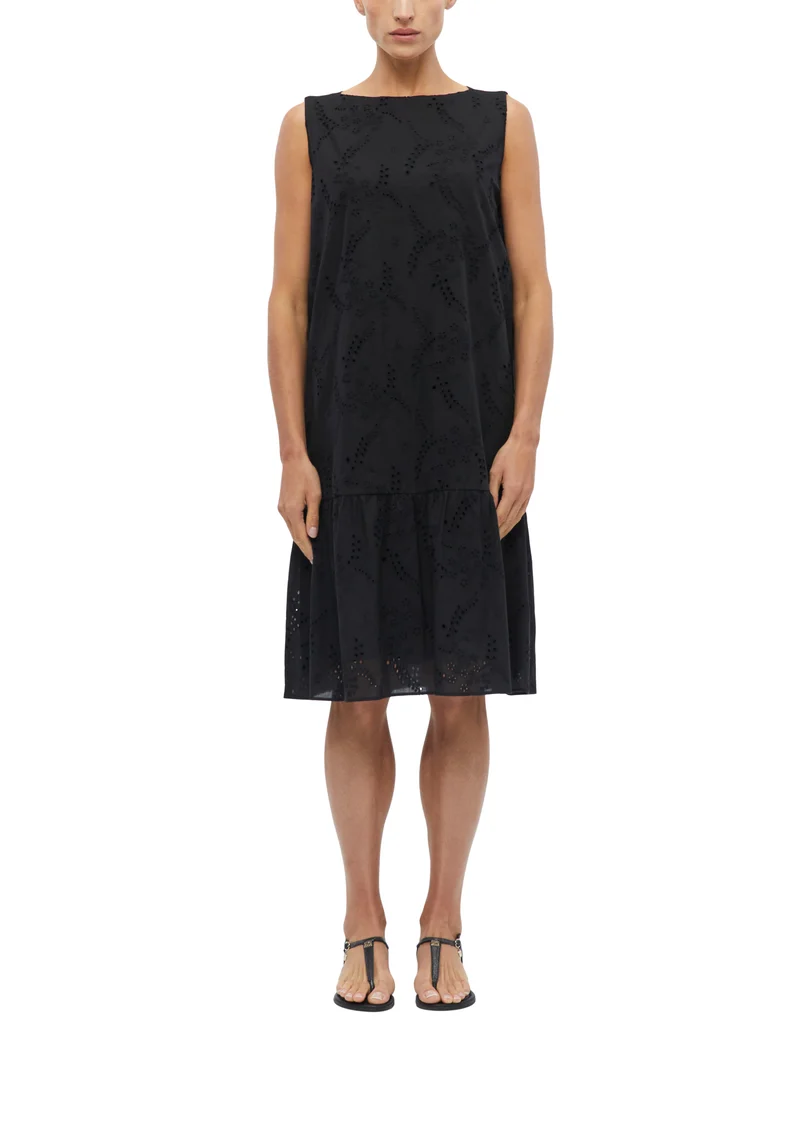 Midi-Kleid mit Lochstickerei und Rüschen