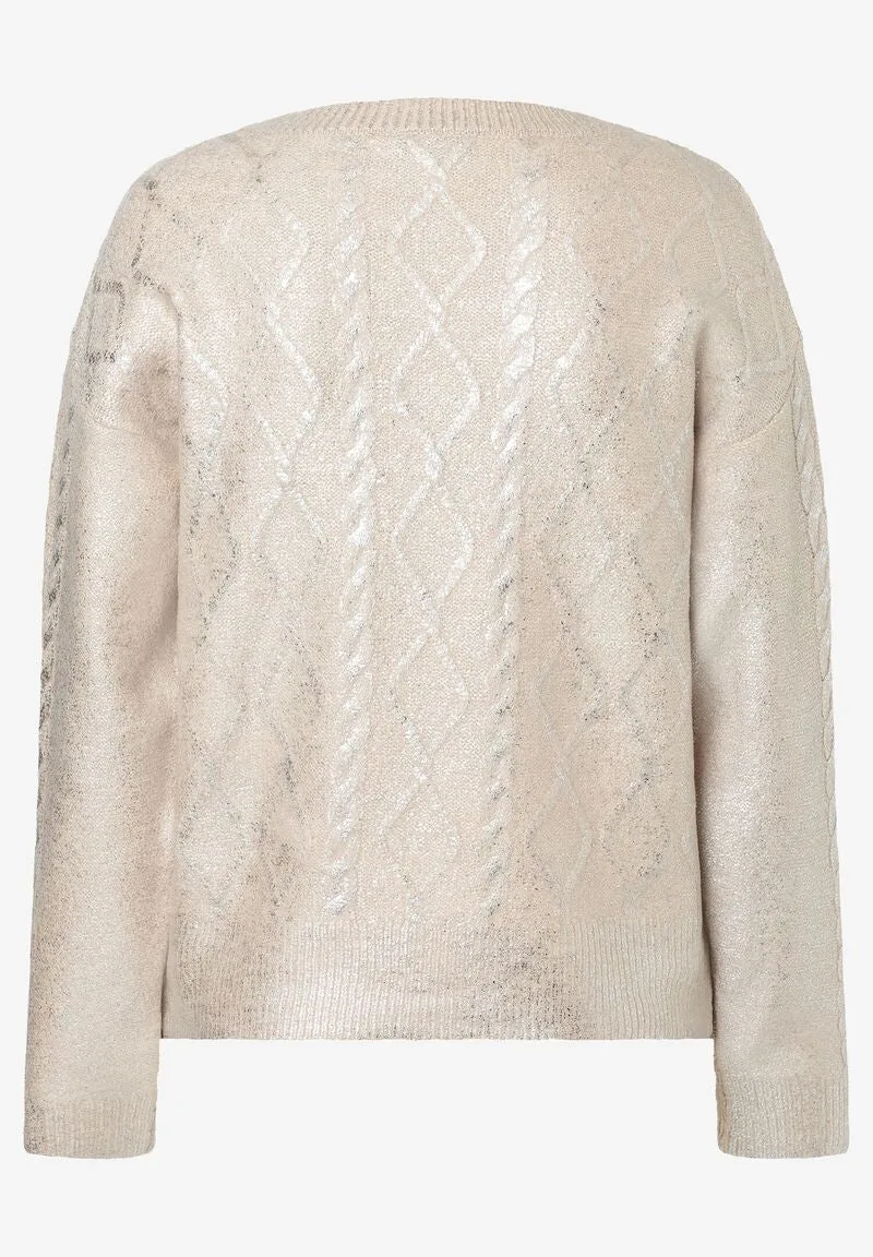 Pullover mit Silberbeschichtung