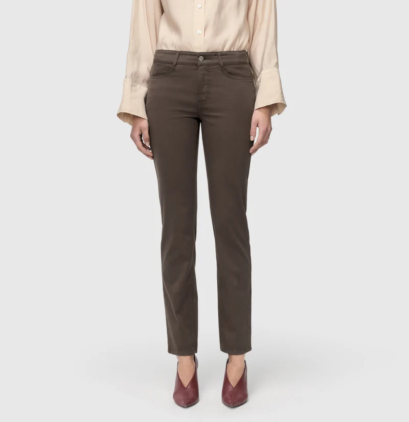 DREAM Straight Fit Jeans