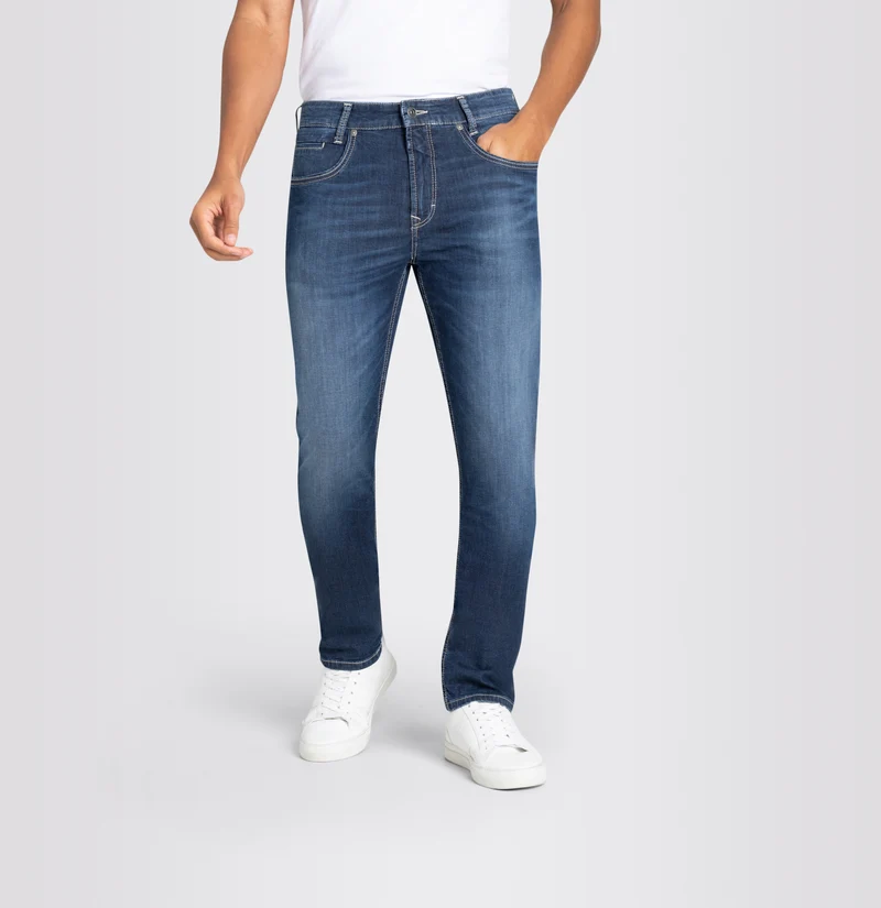 Arne Pipe Modern Fit Jeans