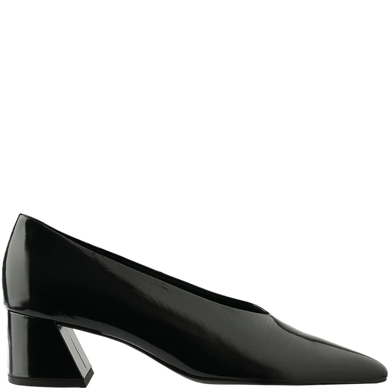 SAVANNA Pumps