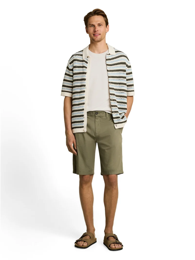 Chino-Shorts mit Logo-Stickerei