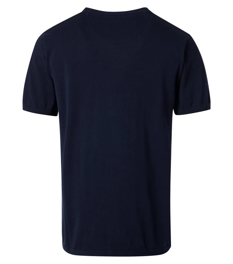 Basic T-Shirt