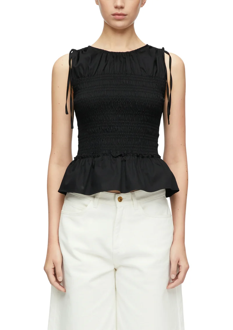 Gesmoktes Top mit Volants