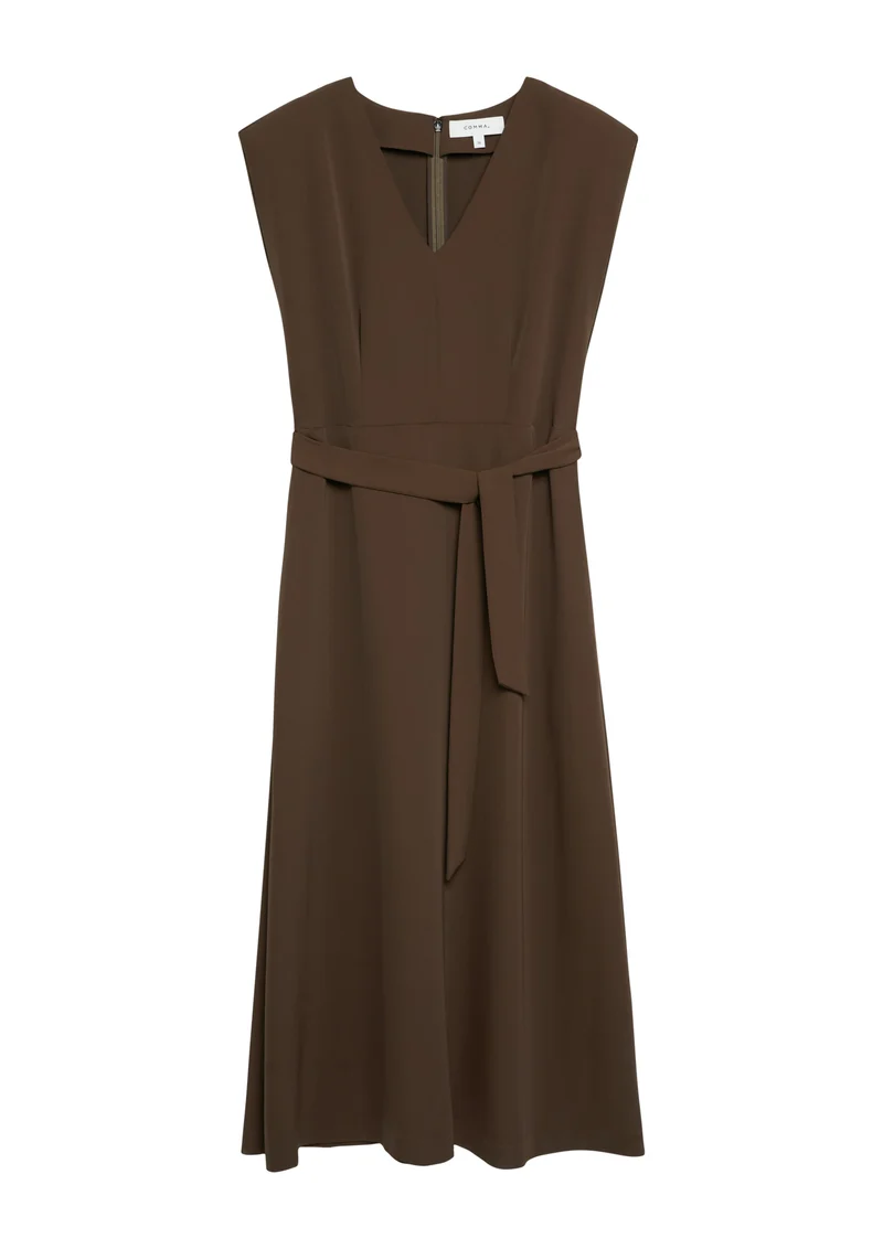 Midikleid mit Taillengürtel