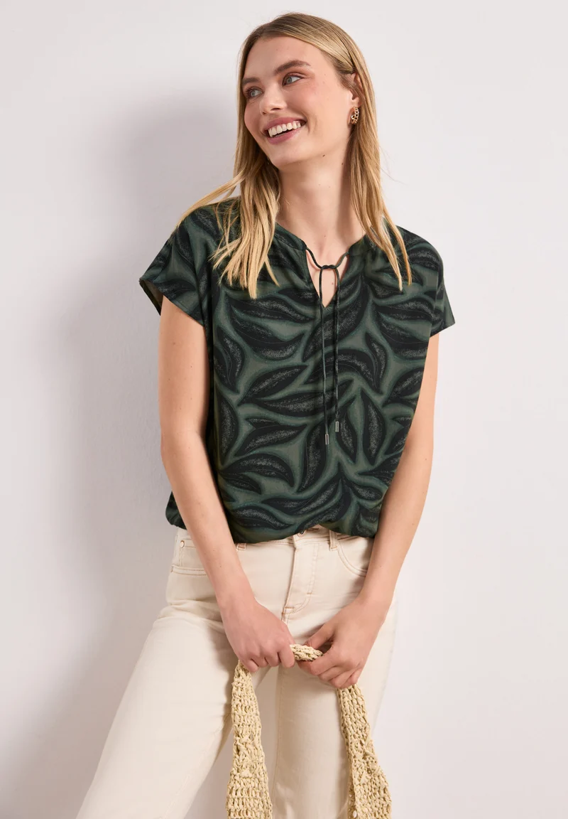 Blusenshirt mit Smokdetail
