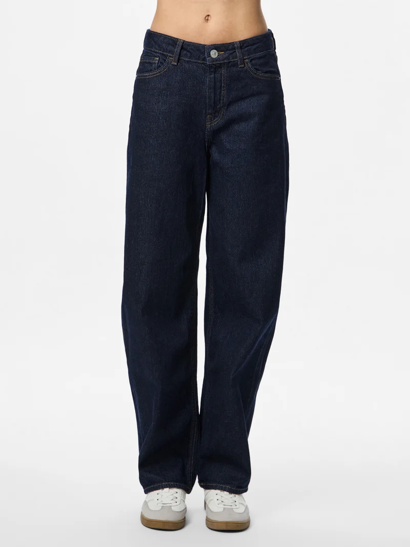 PCGRACE MW Barrel Jeans