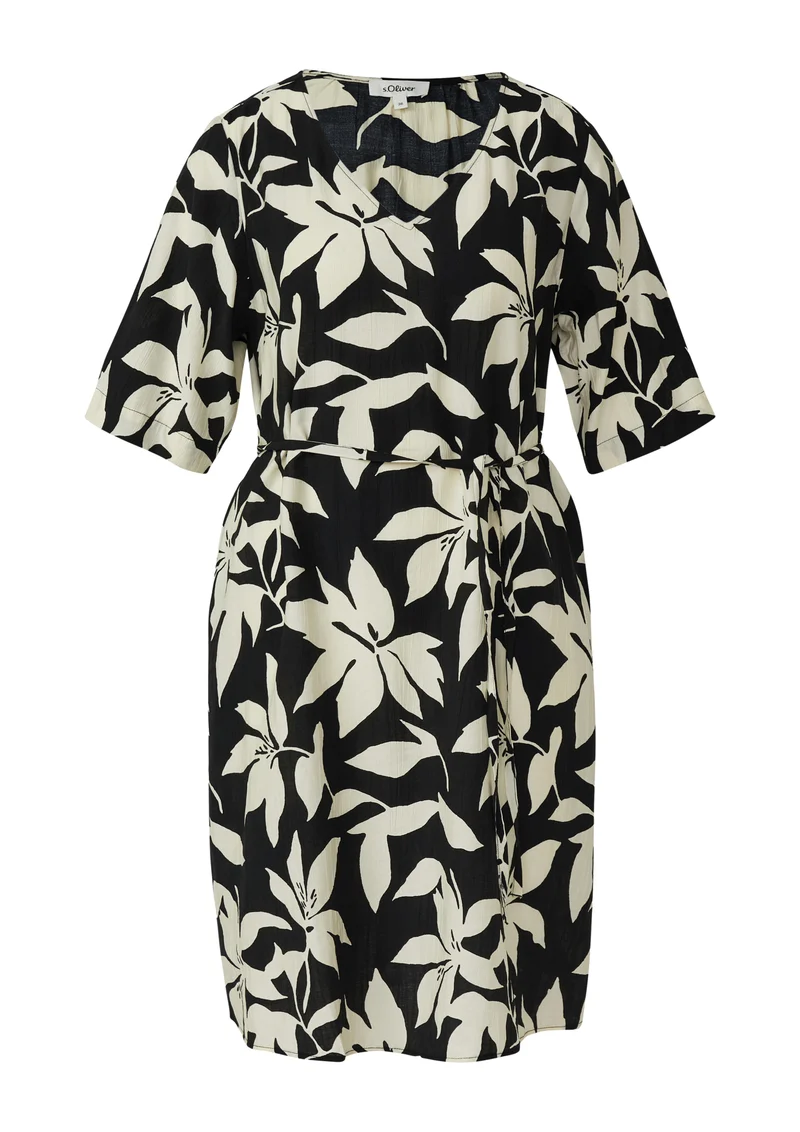 Kleid mit V-Ausschnitt