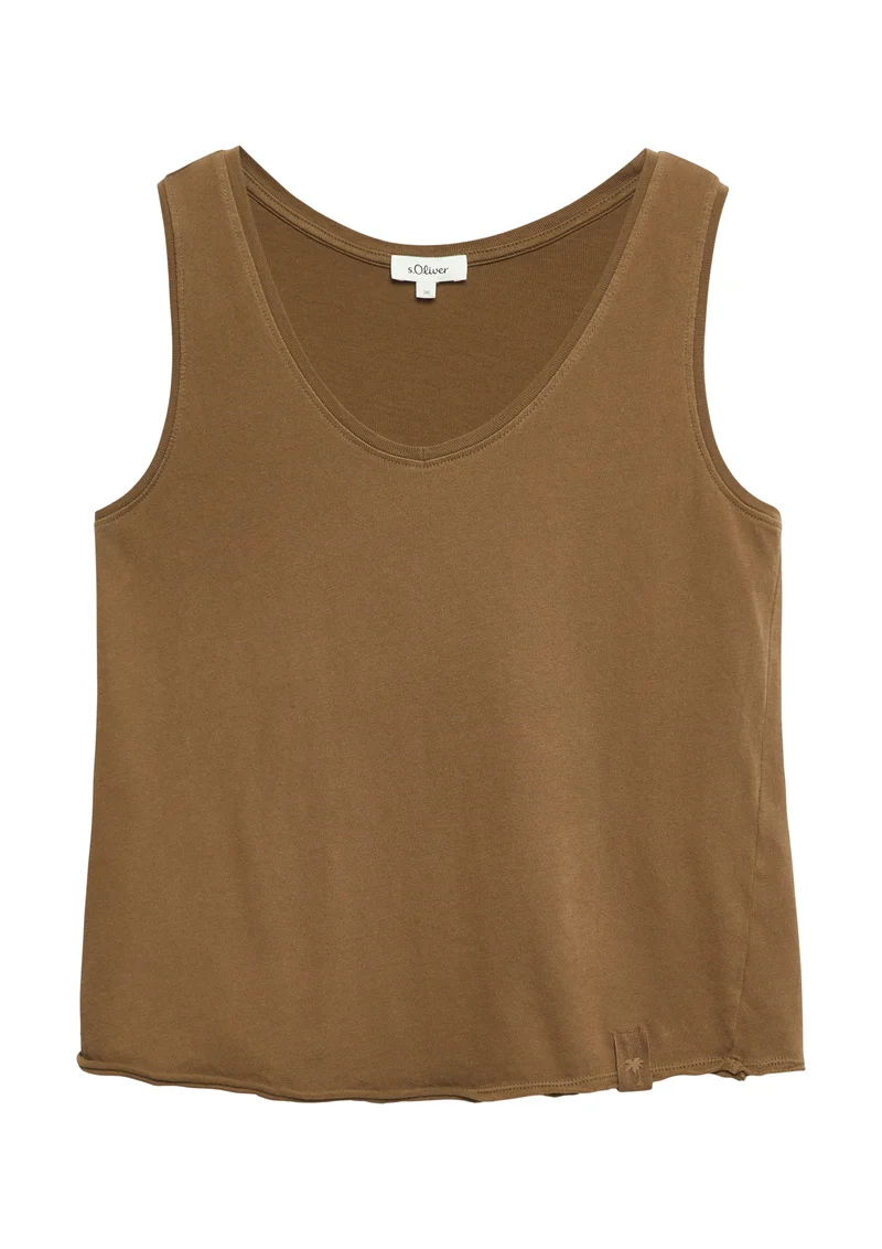 Top mit Garment Dye und offenen Kanten