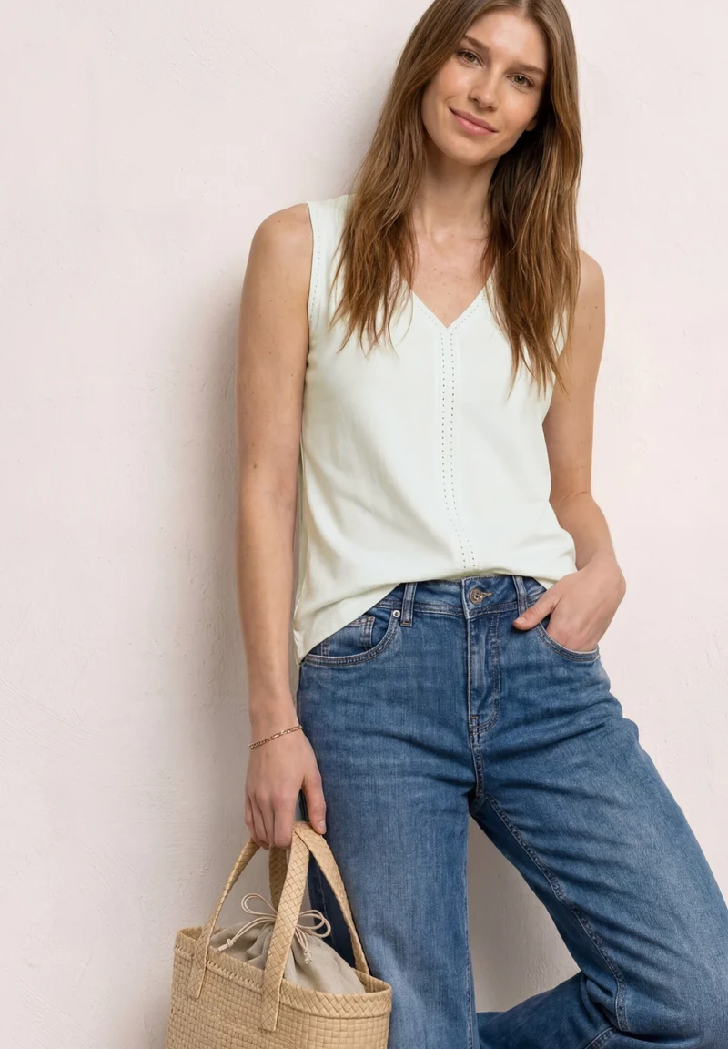 Top mit V-Neck und Crochet-Tape