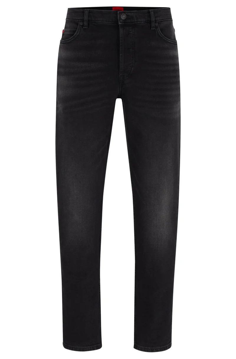 634 Tapered-Fit Jeans