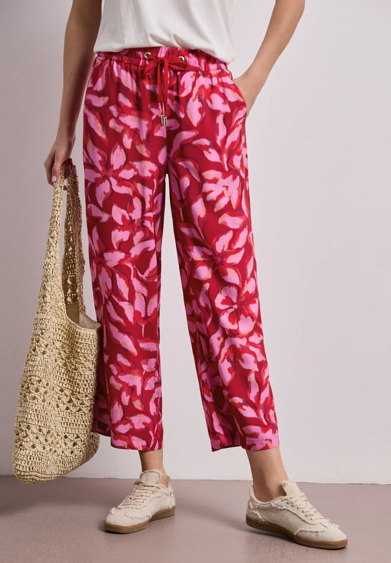 Wide Leg Hose