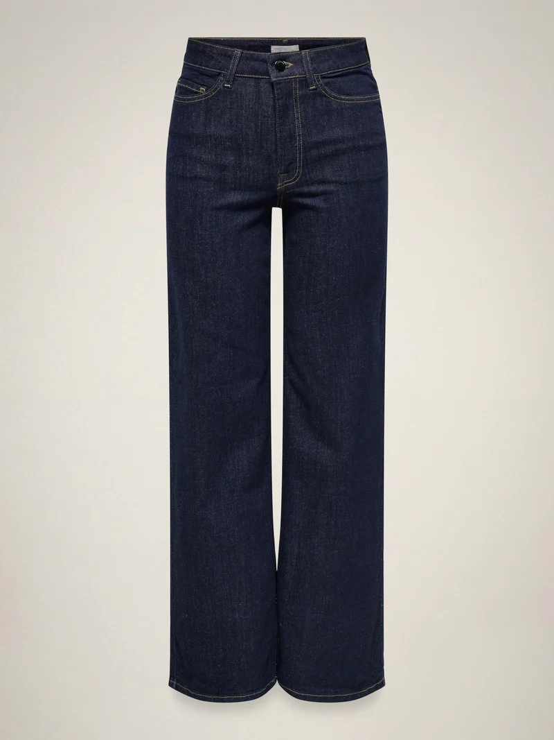 High-Waist Jeans