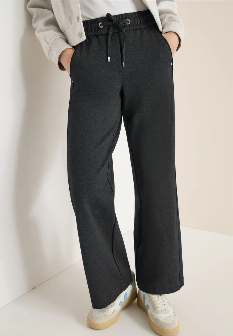 Wide Leg Hose mit Tape