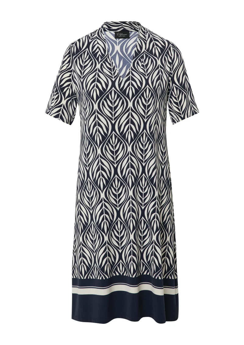 Kurzes Kleid mit V-Ausschnitt