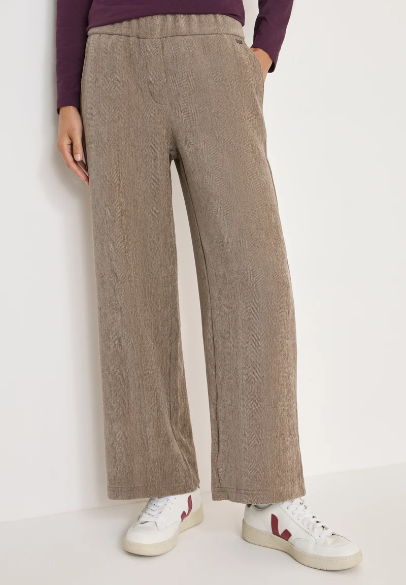 Hose mit weitem Bein