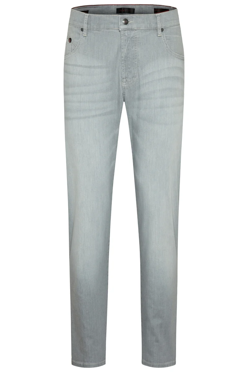 Straight-Fit Jeans