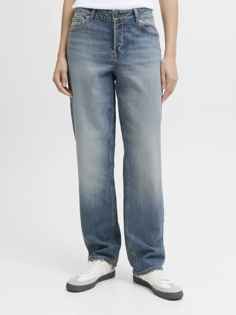 Straight-Fit Jeans