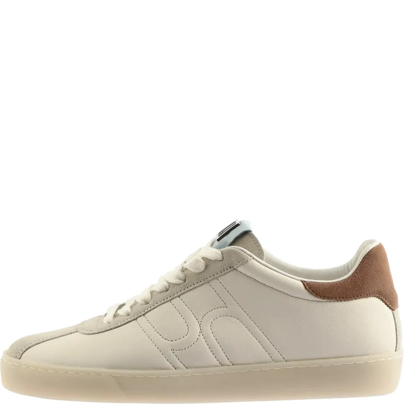 Schnürhalbschuhe