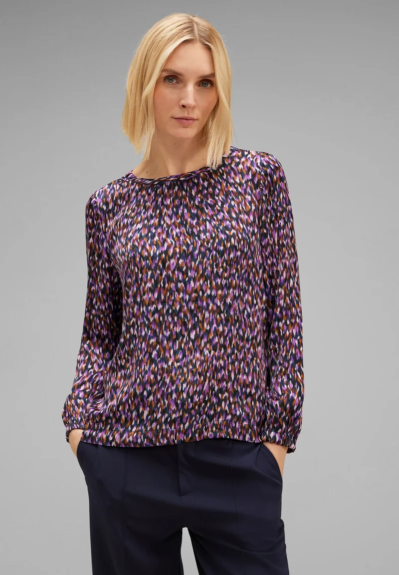Bluse in Satinoptik