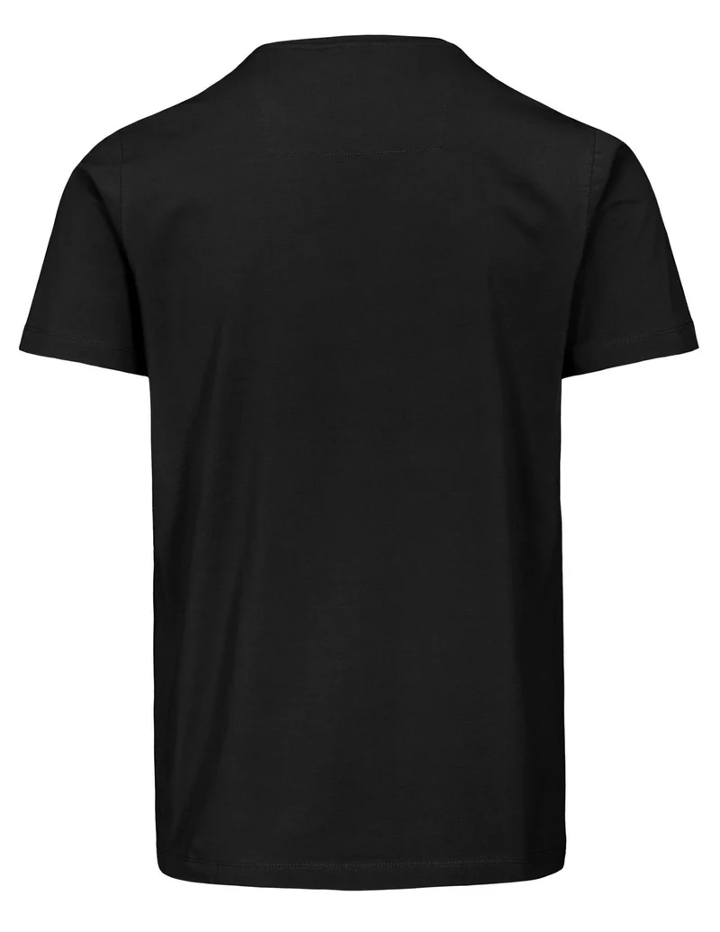 Basic T-Shirt