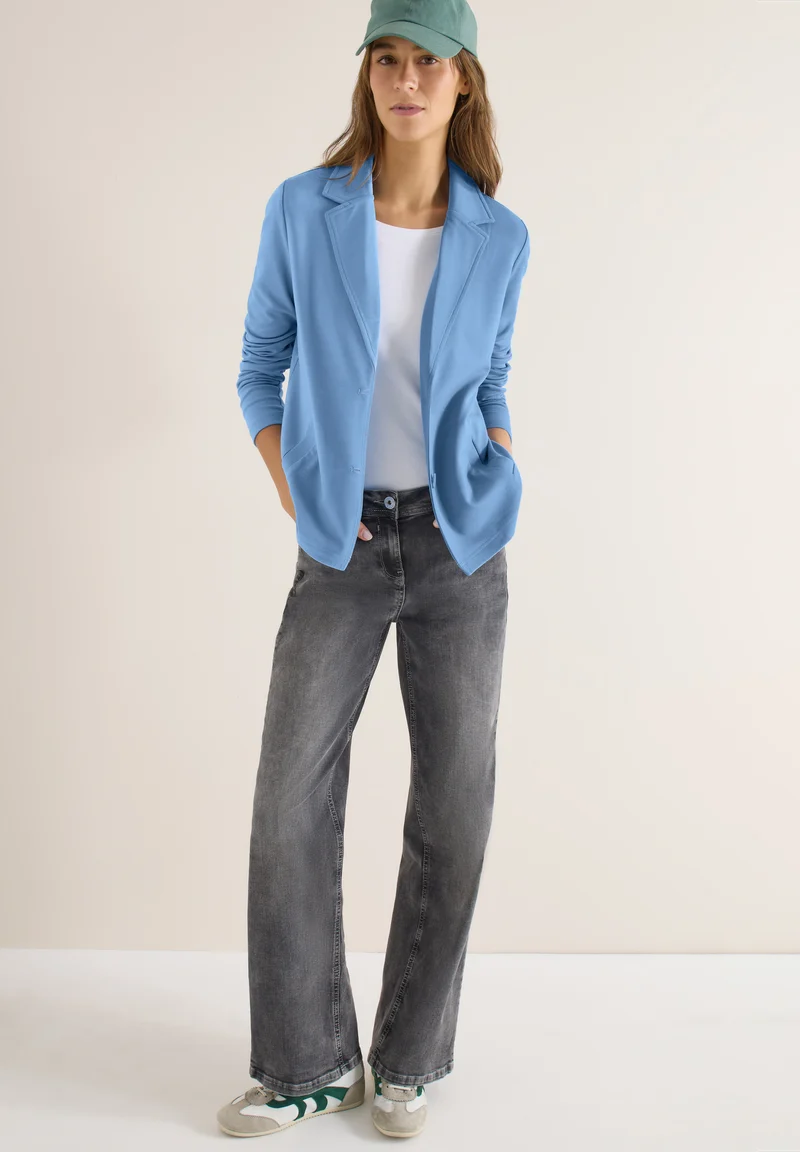 Basic Blazer
