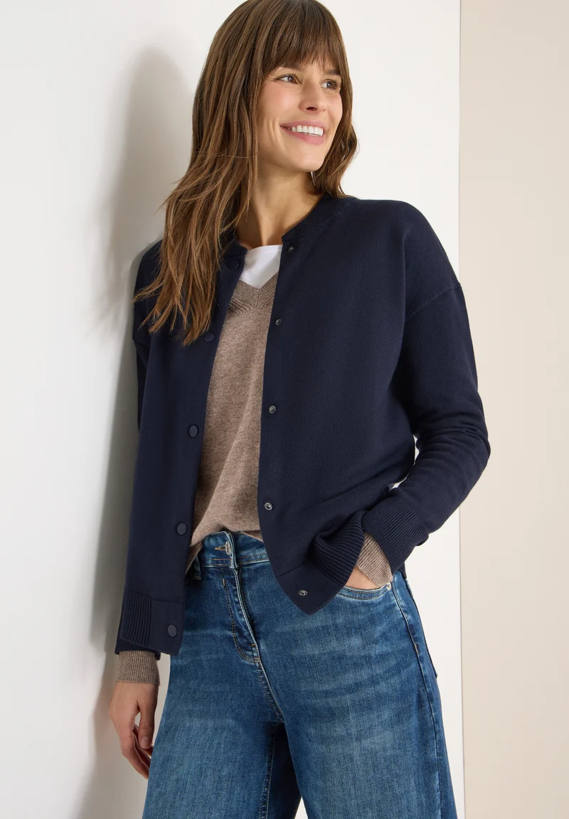 Cosy College Cardigan